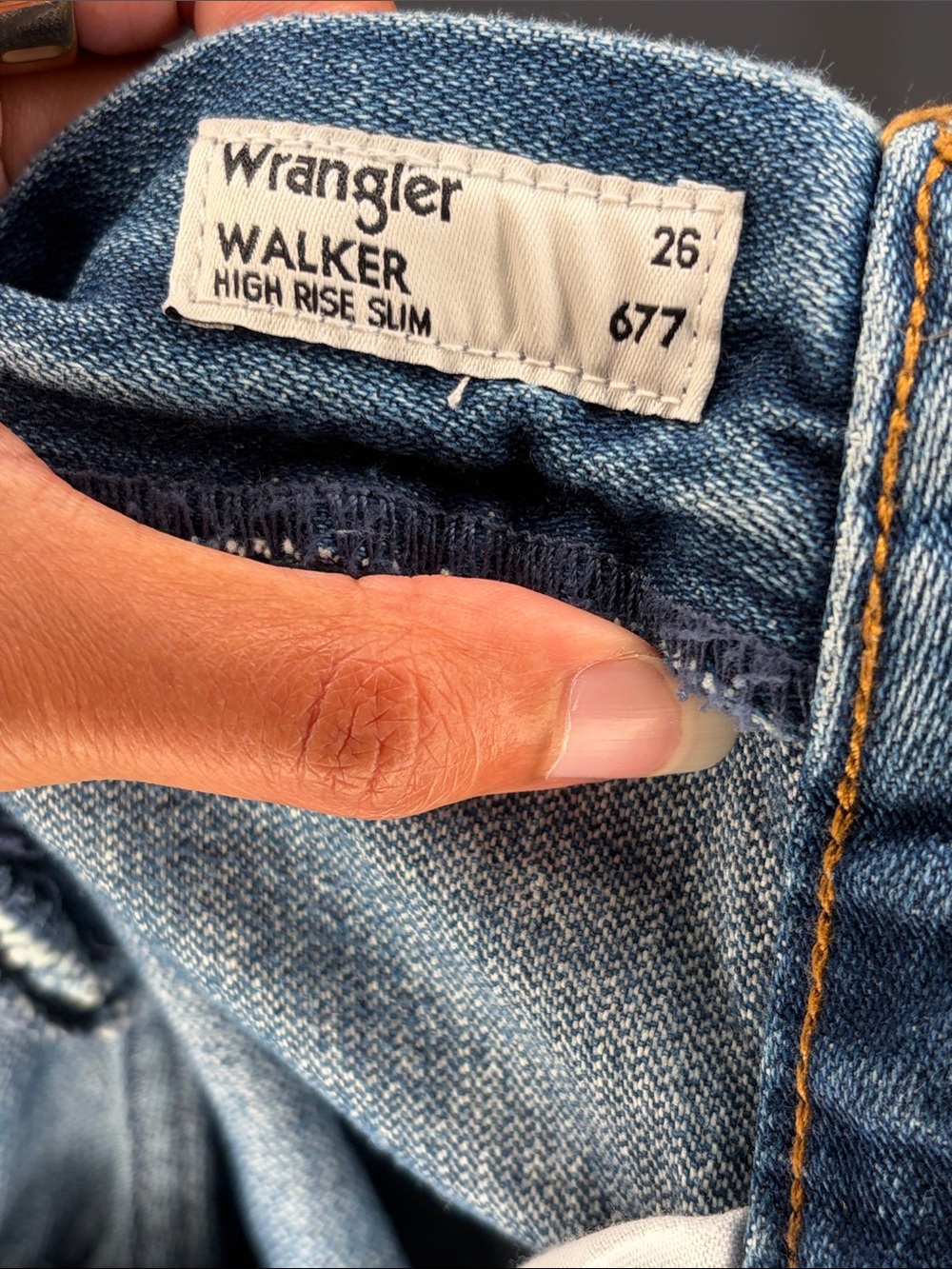 Wrangler Walker High Rise Slim - Picture 3 of 3